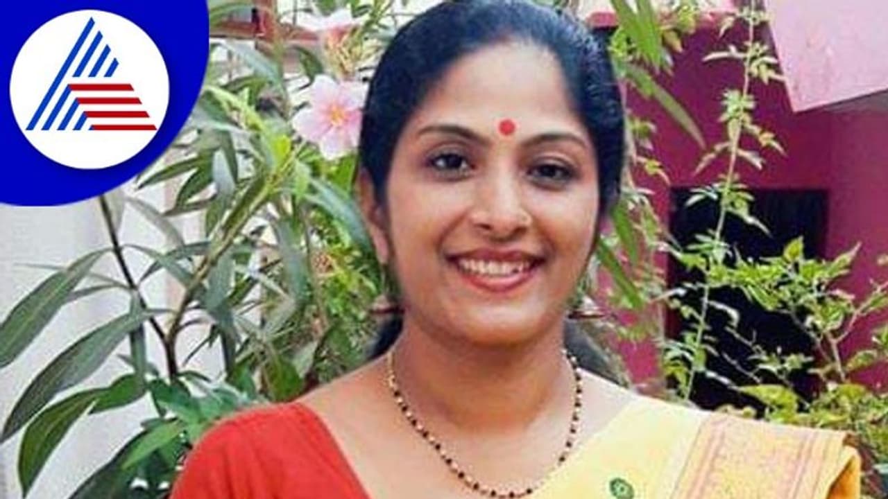 Magalauru: ಕಾಂಗ್ರೆಸ್ ನಾಯಕಿ ವಿರುದ್ದ ಟ್ರೋಲ್, ಕಮಿಷನರ್ ಗೆ ದೂರು ಕೊಟ್ಟ ಪ್ರತಿಭಾ ಕುಳಾಯಿ! Magalauru: ಕಾಂಗ್ರೆಸ್ ನಾಯಕಿ ವಿರುದ್ದ ಟ್ರೋಲ್, ಕಮಿಷನರ್ ಗೆ ದೂರು ಕೊಟ್ಟ ಪ್ರತಿಭಾ ಕುಳಾಯಿ!