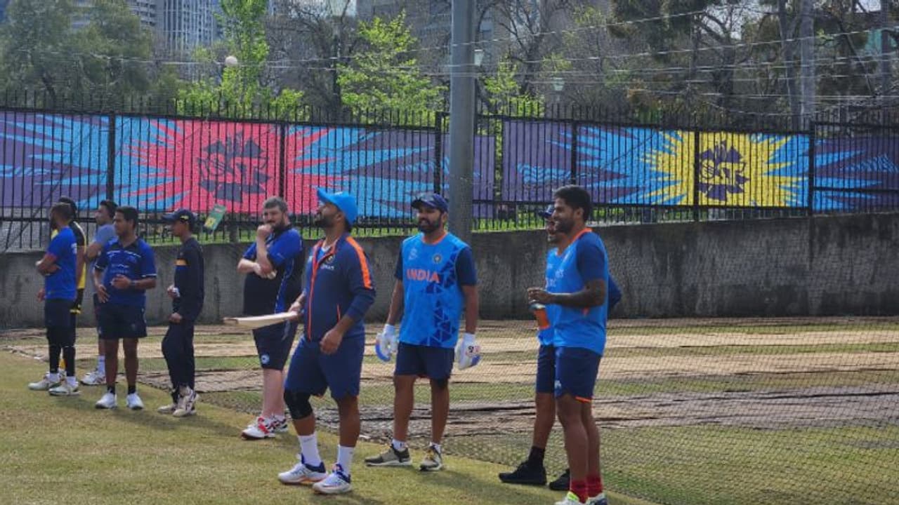 പാകിസ്ഥാന്‍ ബൗളിംഗ് വലിയ തലവേദന തന്നെ; തുറന്നുസമ്മതിച്ച് ഇന്ത്യന്‍ നായകന്‍ രോഹിത് ശര്‍മ്മ