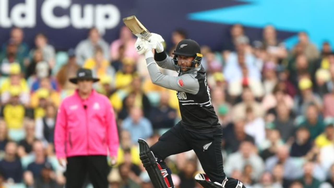 ട്വന്‍റി 20 ലോകകപ്പ്: കിവീസ് വെടിക്കെട്ടോടെ സൂപ്പര്‍ 12ന് തുടക്കം; ഓസീസിന് 201 റണ്‍സ് വിജയലക്ഷ്യം