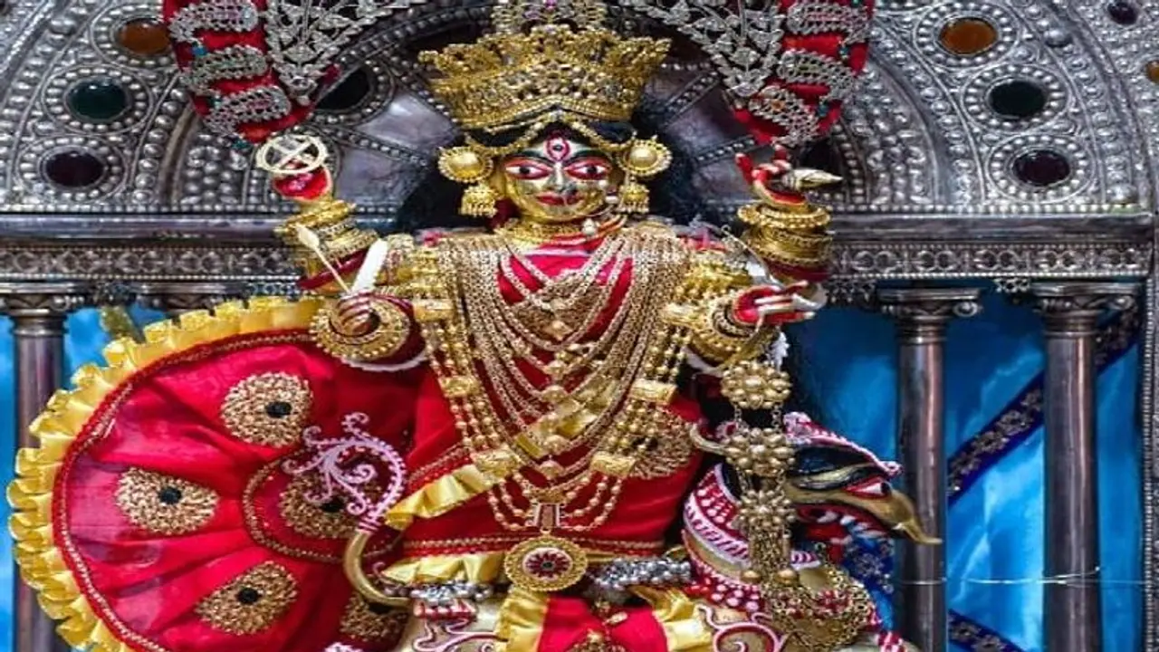 বিষ্ণুর সুদর্শন চক্রে ছিন্নভিন্ন হয়ে গেল সতীর দেহ, ৫১ খণ্ডের মধ্যে ৫টি খণ্ডই পড়ল পশ্চিমবঙ্গের বীরভূমে বিষ্ণুর সুদর্শন চক্রে ছিন্নভিন্ন হয়ে গেল সতীর দেহ, ৫১ খণ্ডের মধ্যে ৫টি খণ্ডই পড়ল পশ্চিমবঙ্গের বীরভূমে