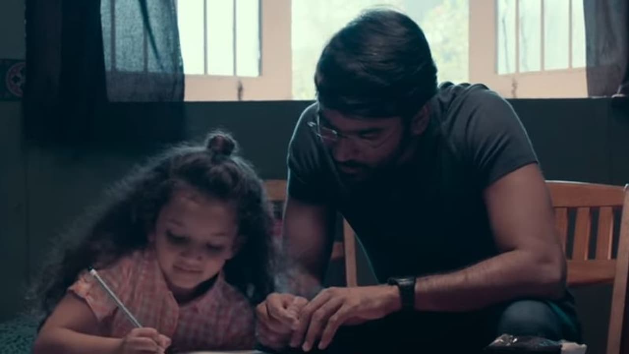 'പിഞ്ചു പിഞ്ചു മഴൈ', 'നാനേ വരുവേനി'ലെ മനോഹരമായ ഗാനം പുറത്ത് 'പിഞ്ചു പിഞ്ചു മഴൈ', 'നാനേ വരുവേനി'ലെ മനോഹരമായ ഗാനം പുറത്ത്