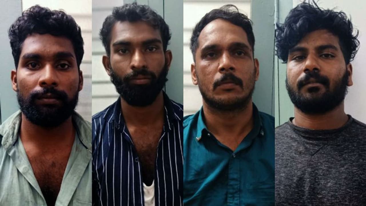 പൊലീസെന്ന പേരില്‍ ഇന്നോവയില്‍ എത്തി സ്വകാര്യ ബസ് യാത്രക്കാരനില്‍ നിന്ന് 1.5 കോടി കവര്‍ന്നു, 4പേര്‍ പിടിയില്‍