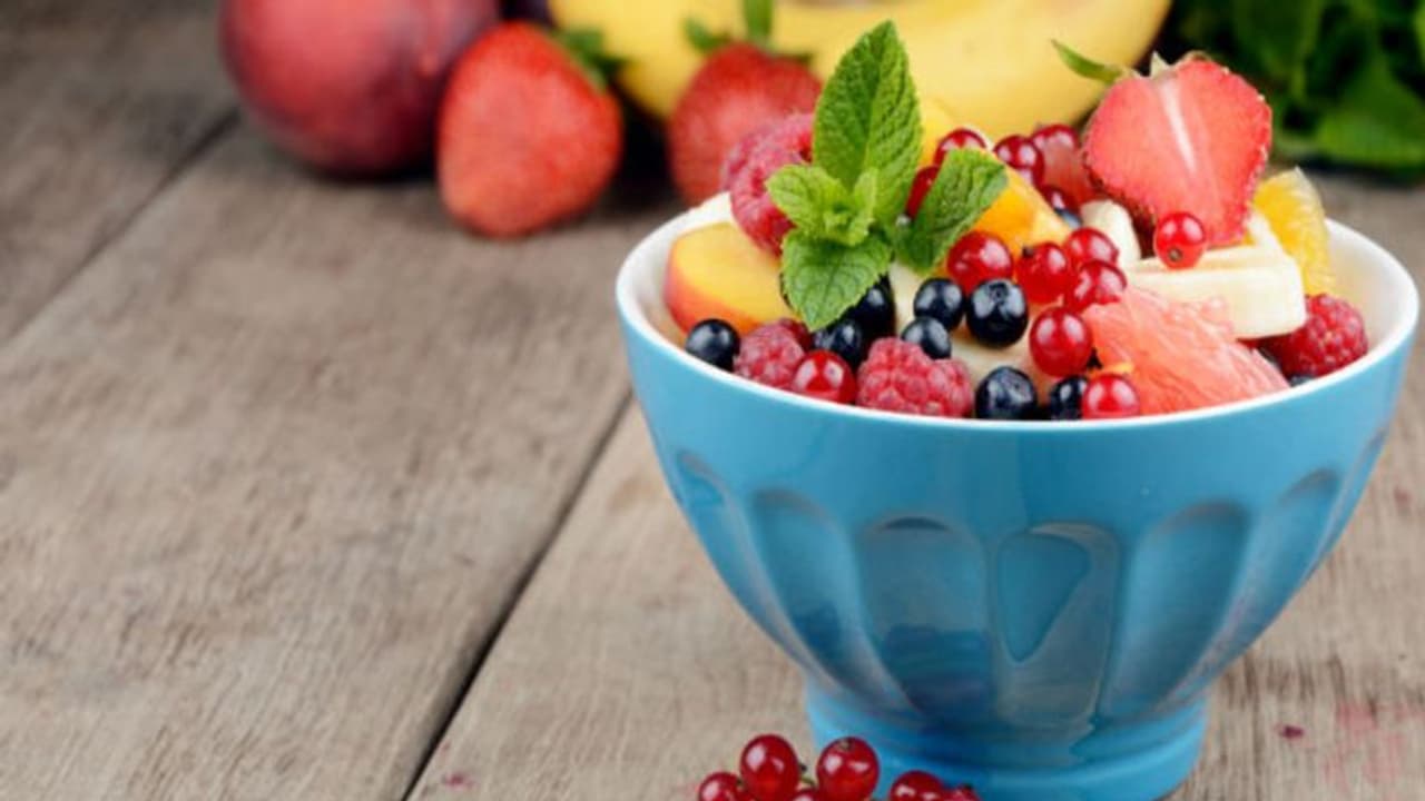 ഉയർന്ന രക്തസമ്മർദ്ദം നിയന്ത്രിക്കാനും ഹൃദയാരോഗ്യം സംരക്ഷിക്കാനും കഴിക്കാം ഈ ഏഴ് ഭക്ഷണങ്ങള്... ഉയർന്ന രക്തസമ്മർദ്ദം നിയന്ത്രിക്കാനും ഹൃദയാരോഗ്യം സംരക്ഷിക്കാനും കഴിക്കാം ഈ ഏഴ് ഭക്ഷണങ്ങള്...