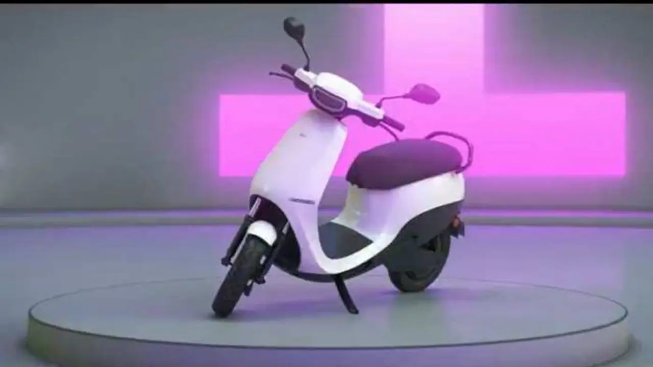 101 കിമി മൈലേജ്, കൊതിപ്പിക്കും വില; പുത്തൻ ഒല സ്കൂട്ടര് എത്തി 101 കിമി മൈലേജ്, കൊതിപ്പിക്കും വില; പുത്തൻ ഒല സ്കൂട്ടര് എത്തി