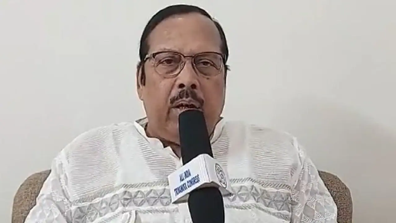 বাংলাকে সহজে দখল করা যাচ্ছে না বলেই ভাগ করে দেওয়ার চক্রান্ত করেছে বিজেপি, মত তৃণমূল নেতা সুখেন্দুশেখর রায়ের বাংলাকে সহজে দখল করা যাচ্ছে না বলেই ভাগ করে দেওয়ার চক্রান্ত করেছে বিজেপি, মত তৃণমূল নেতা সুখেন্দুশেখর রায়ের