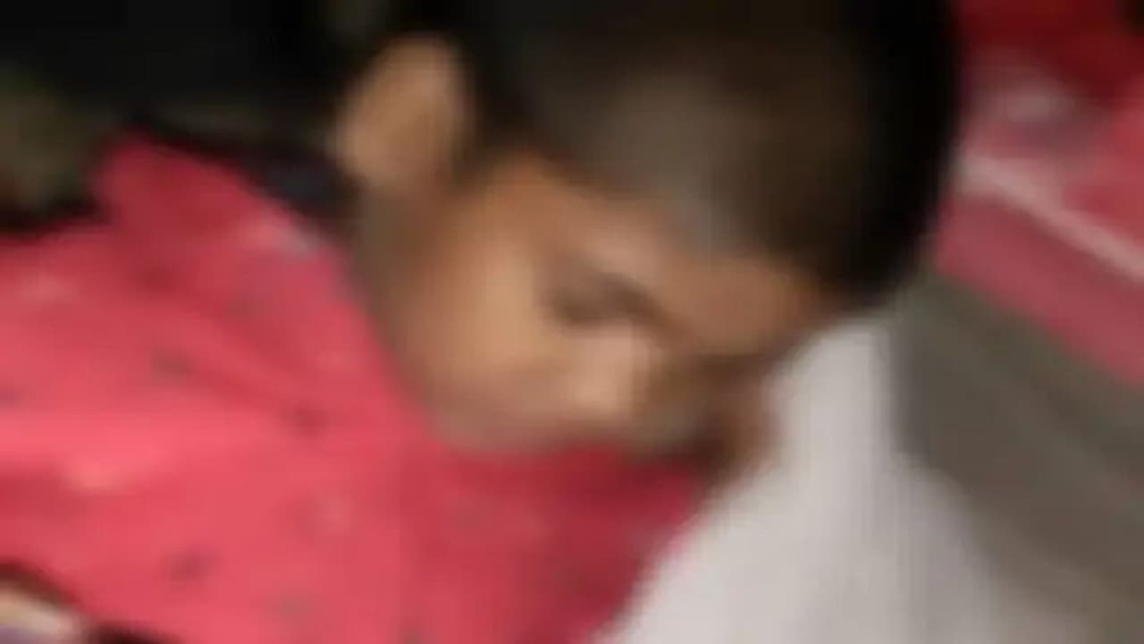 उन्नाव: मदरसे में पढ़ने वाले हिंदू बच्चे का मौलवी ने किया खतना, घरवाले चोट समझ कराते रहे इलाज, ऐसे खुला मामला उन्नाव: मदरसे में पढ़ने वाले हिंदू बच्चे का मौलवी ने किया खतना, घरवाले चोट समझ कराते रहे इलाज, ऐसे खुला मामला