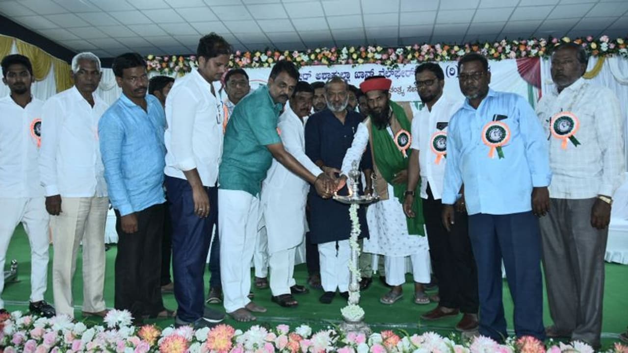 Koppal News: ಅಪ್ರತಿಮ ದೇಶಭಕ್ತ ಅಶ್ಫಾಖ್ ಉಲ್ಲಾ ಖಾನ್ Koppal News: ಅಪ್ರತಿಮ ದೇಶಭಕ್ತ ಅಶ್ಫಾಖ್ ಉಲ್ಲಾ ಖಾನ್