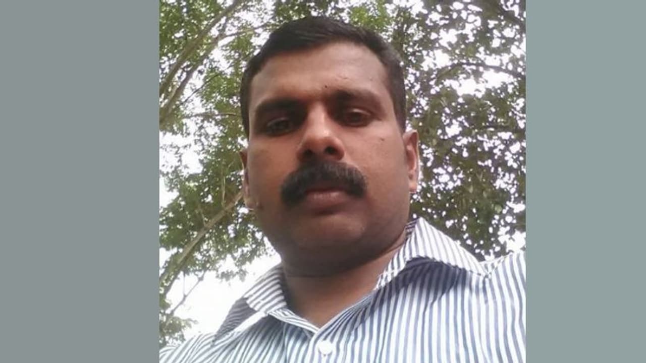 പ്രവാസി മലയാളി ഹൃദയാഘാതം മൂലം മരിച്ചു പ്രവാസി മലയാളി ഹൃദയാഘാതം മൂലം മരിച്ചു