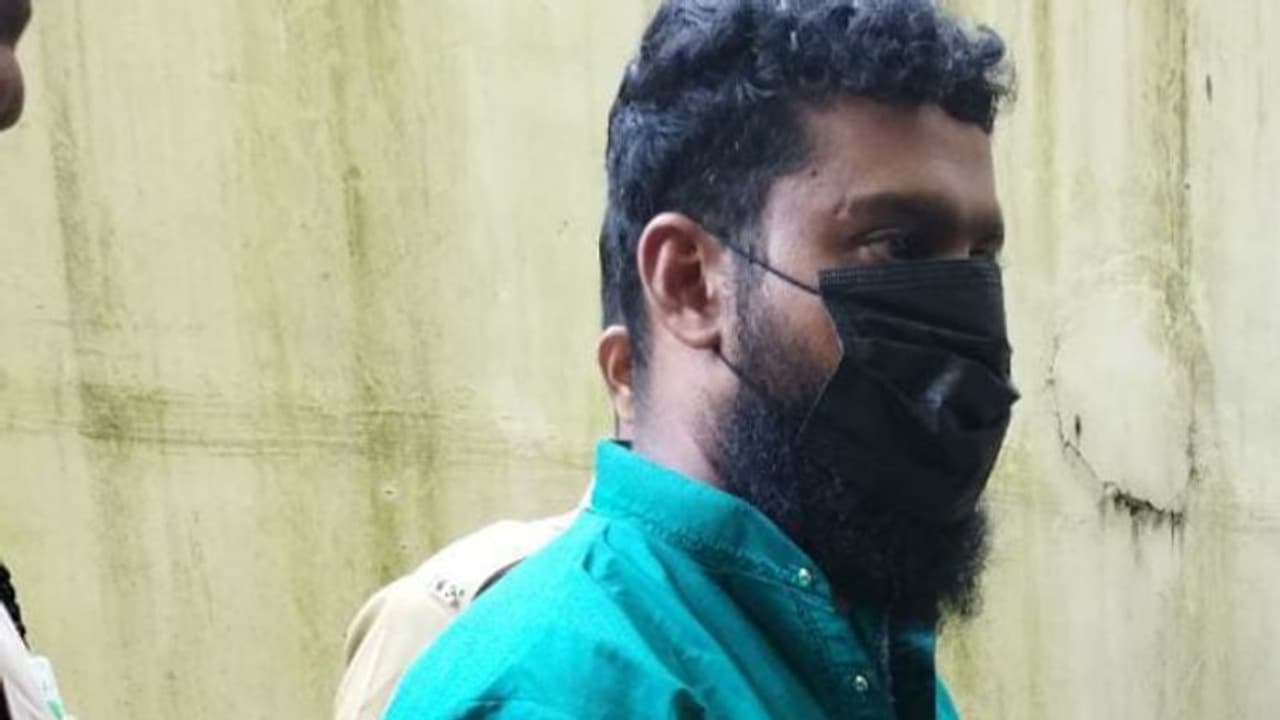 കോട്ടയത്ത് പോത്തു കച്ചവടത്തിന്റെ മറവിൽ എംഡിഎംഎ വിൽപ്പന; കോഴിക്കോട് കഞ്ചാവുമായി തിരുവനന്തപുരം സ്വദേശി പിടിയിൽ