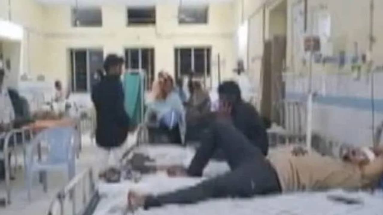 പ്രണയം നിരസിച്ചതിന് യുവതിയെയും കുടുംബത്തെയും ആക്രമിച്ച് യുവാവ്, മൂന്ന് പേരുടെ നില ഗുരുതരം