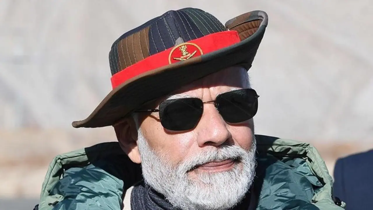 PM Modi In Kargil: ಶಕ್ತಿ ಇಲ್ಲದೆ ಶಾಂತಿ ಸಾಧ್ಯವಿಲ್ಲ: ಪ್ರಧಾನಿ ಮೋದಿ