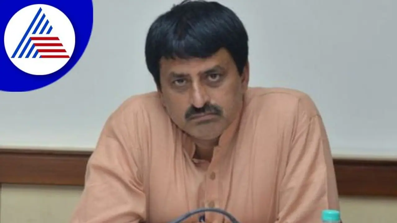 ಅಣ್ಣ ತಮ್ಮಂದಿರಿಗೆ ಲೂಟಿ ಹೊಡೆಯುವುದೇ ಕೆಲಸ: ಸಿ.ಪಿ.ಯೋಗೇಶ್ವರ್