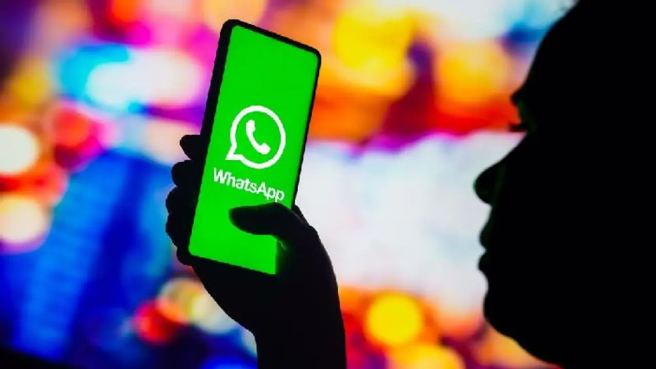 WhatsApp to allow users to blur sensitive info in photos before sending: Report