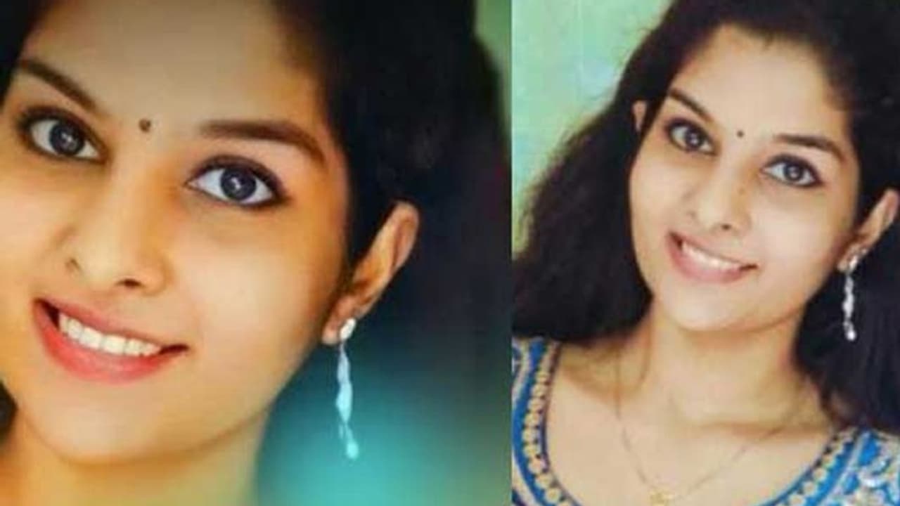 தலையில் ஒரே போடு! 18 வெட்டுகள்! 5 வருட காதலியை துடிதுடிக்க ரத்த வெள்ளத்தில் கொன்ற காதலன்!என்ன காரணம் தெரியுமா?