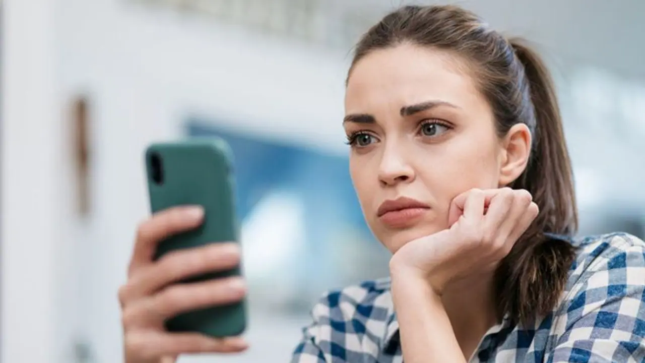 ब्वॉयफ्रेंड ने ब्रेकअप का भेजा मैसेज, तो बॉस ने लड़की के साथ किया ये काम, जानकर दंग रह जाएंगे ब्वॉयफ्रेंड ने ब्रेकअप का भेजा मैसेज, तो बॉस ने लड़की के साथ किया ये काम, जानकर दंग रह जाएंगे