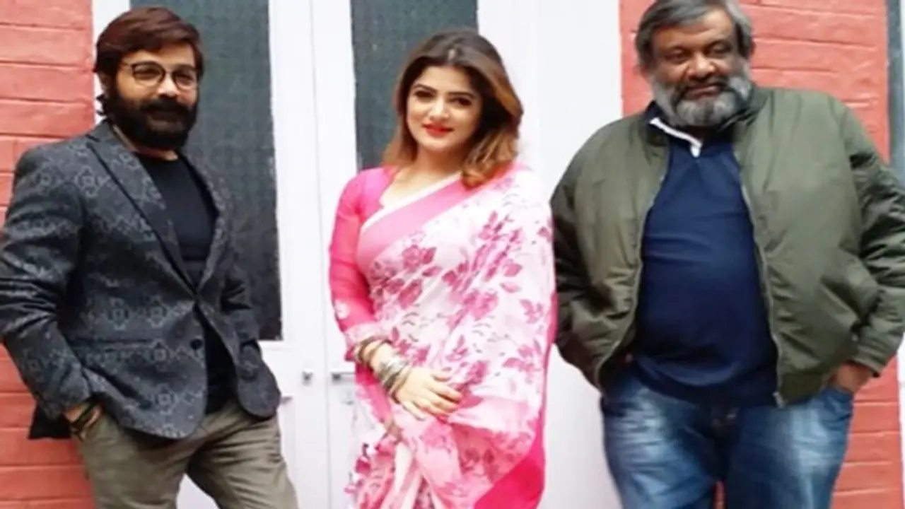 নতুন বছরে নতুন জুটি প্রসেনজিৎ শ্রাবন্তী! জেনে নিন ছবির নাম নতুন বছরে নতুন জুটি প্রসেনজিৎ শ্রাবন্তী! জেনে নিন ছবির নাম