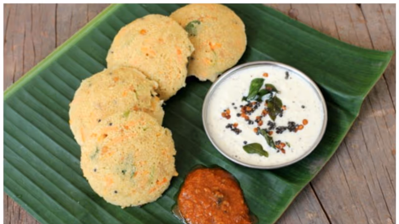 Oats Idli Recipe : ബ്രേക്ക്ഫാസ്റ്റിന് സോഫ്റ്റായ ഓട്സ് ഇഡ്ഡലി ഈസിയായി തയ്യാറാക്കാം