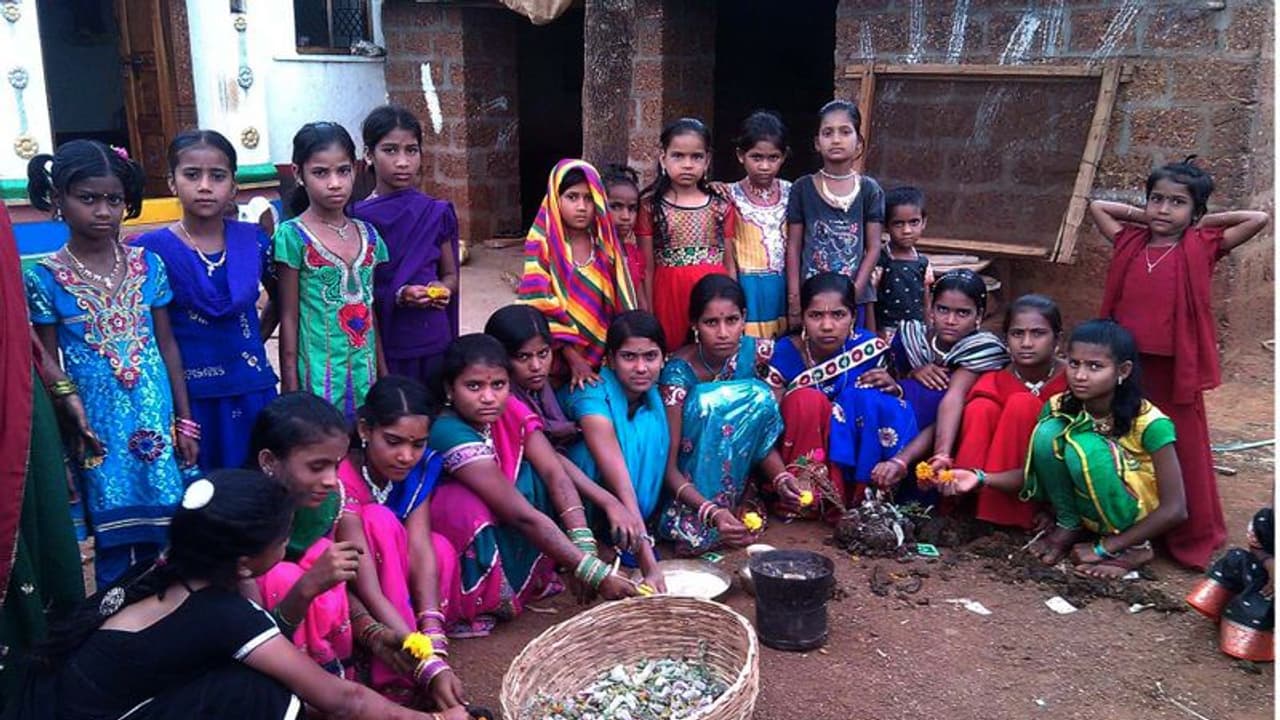 ಲಂಬಾಣಿ ತಾಂಡಾಗಳಲ್ಲಿ ದೀಪಾವಳಿ ಸಂಭ್ರಮ