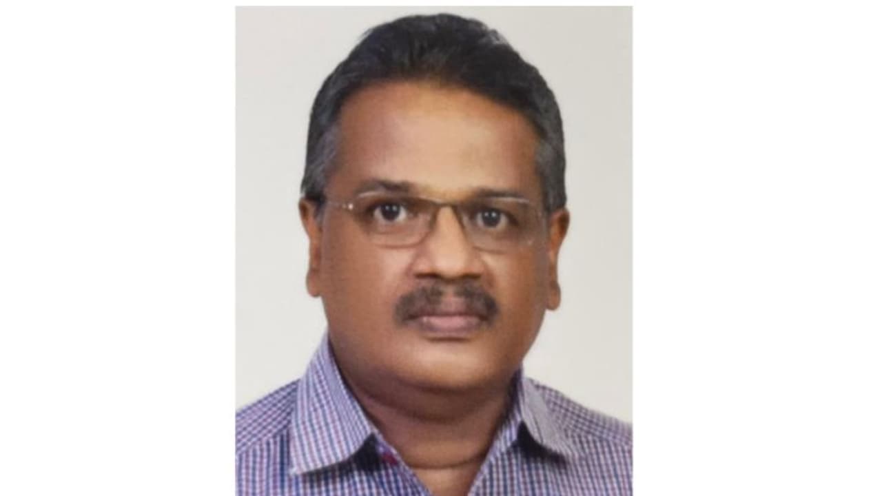 ഡോ. എം ആർ ബൈജു പുതിയ പി എസ് സി ചെയർമാൻ ഡോ. എം ആർ ബൈജു പുതിയ പി എസ് സി ചെയർമാൻ