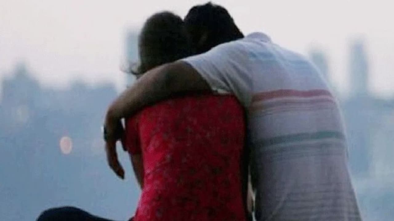 अवैध सबंध की शॉकिंग कहानीः साली जीजा को हुआ इस कदर प्यार, पत्नी को पता चला तो पति को मरना पड़ा अवैध सबंध की शॉकिंग कहानीः साली जीजा को हुआ इस कदर प्यार, पत्नी को पता चला तो पति को मरना पड़ा