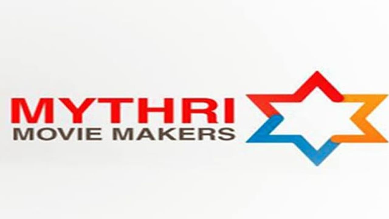 మైత్రి మూవీ మేకర్స్ కార్యాలయాలలో జీఎస్టీ అధికారుల సోదాలు.. టాలీవుడ్లో కలకలం.. మైత్రి మూవీ మేకర్స్ కార్యాలయాలలో జీఎస్టీ అధికారుల సోదాలు.. టాలీవుడ్లో కలకలం..