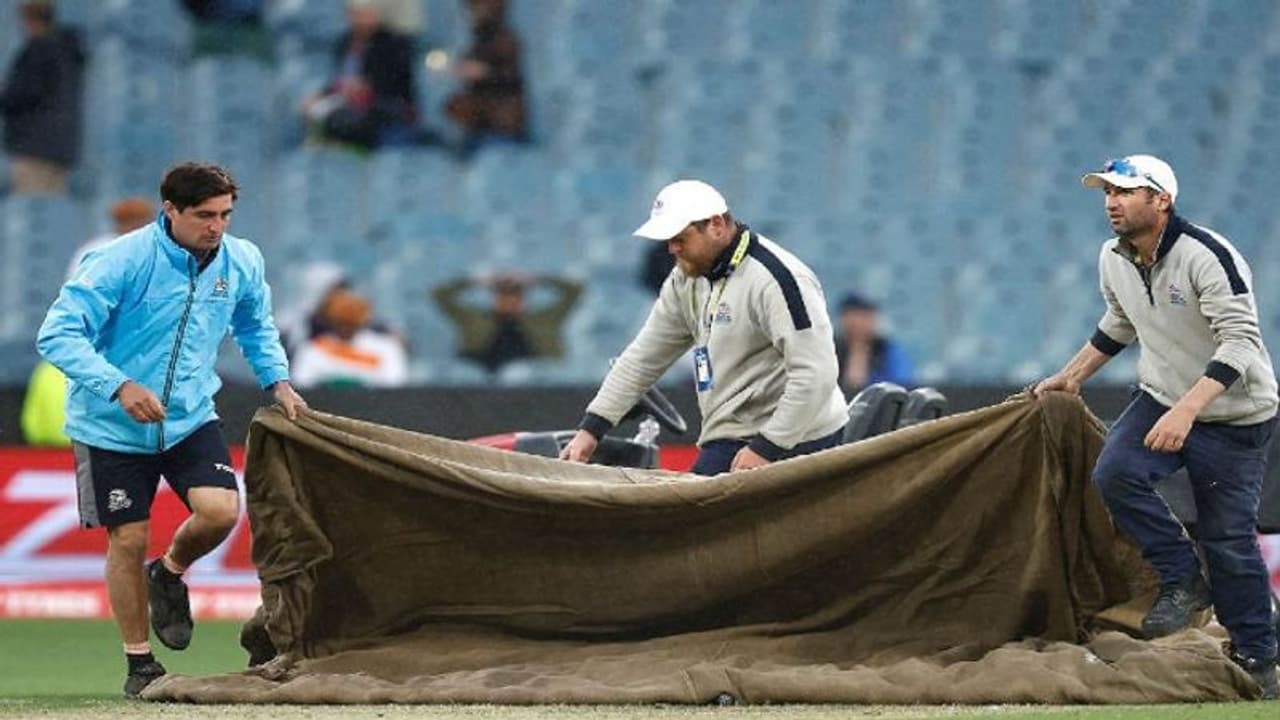 വീണ്ടും മഴയുടെ കളി; ന്യൂസിലന്ഡ് അഫ്ഗാന് മത്സരം ഒരു പന്തുപോലും എറിയാതെ ഉപേക്ഷിച്ചു വീണ്ടും മഴയുടെ കളി; ന്യൂസിലന്ഡ് അഫ്ഗാന് മത്സരം ഒരു പന്തുപോലും എറിയാതെ ഉപേക്ഷിച്ചു
