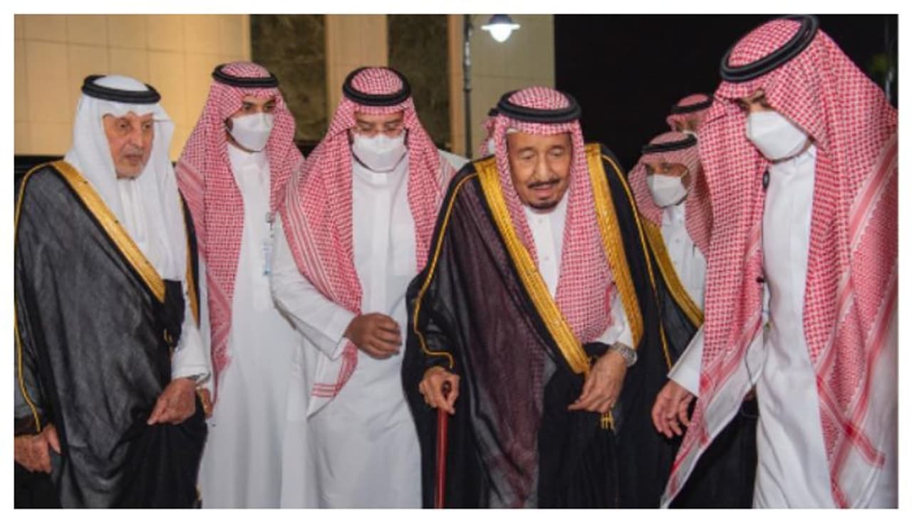 മാസങ്ങള്‍ക്ക് ശേഷം റിയാദില്‍ തിരിച്ചെത്തി സൗദി ഭരണാധികാരി സല്‍മാന്‍ രാജാവ്