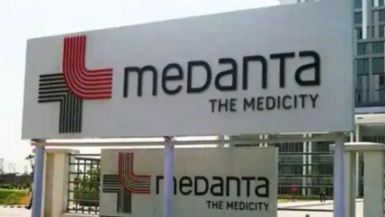 Medanta IPO: इस दिन खुलेगा मेदांता ब्रांड का आईपीओ, जाने कितने करोड़ का इश्यू और कब होगी लिस्टिंग Medanta IPO: इस दिन खुलेगा मेदांता ब्रांड का आईपीओ, जाने कितने करोड़ का इश्यू और कब होगी लिस्टिंग