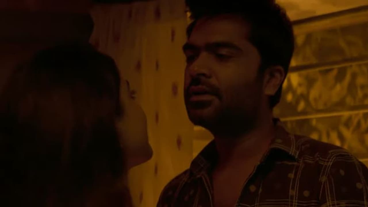 എ ആര് റഹ്മാന്റെ സംഗീതം, 'വെന്തു തനിന്തതു കാടി'ലെ പ്രണയഗാനത്തിന്റെ വീഡിയോ പുറത്ത് എ ആര് റഹ്മാന്റെ സംഗീതം, 'വെന്തു തനിന്തതു കാടി'ലെ പ്രണയഗാനത്തിന്റെ വീഡിയോ പുറത്ത്