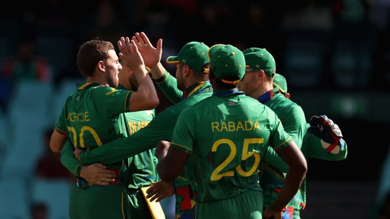  ടി20 ലോകകപ്പ്: ബംഗ്ലാ കടുവകളെ എറിഞ്ഞോടിച്ച് ദക്ഷിണാഫ്രിക്ക, വമ്പന്‍ ജയം