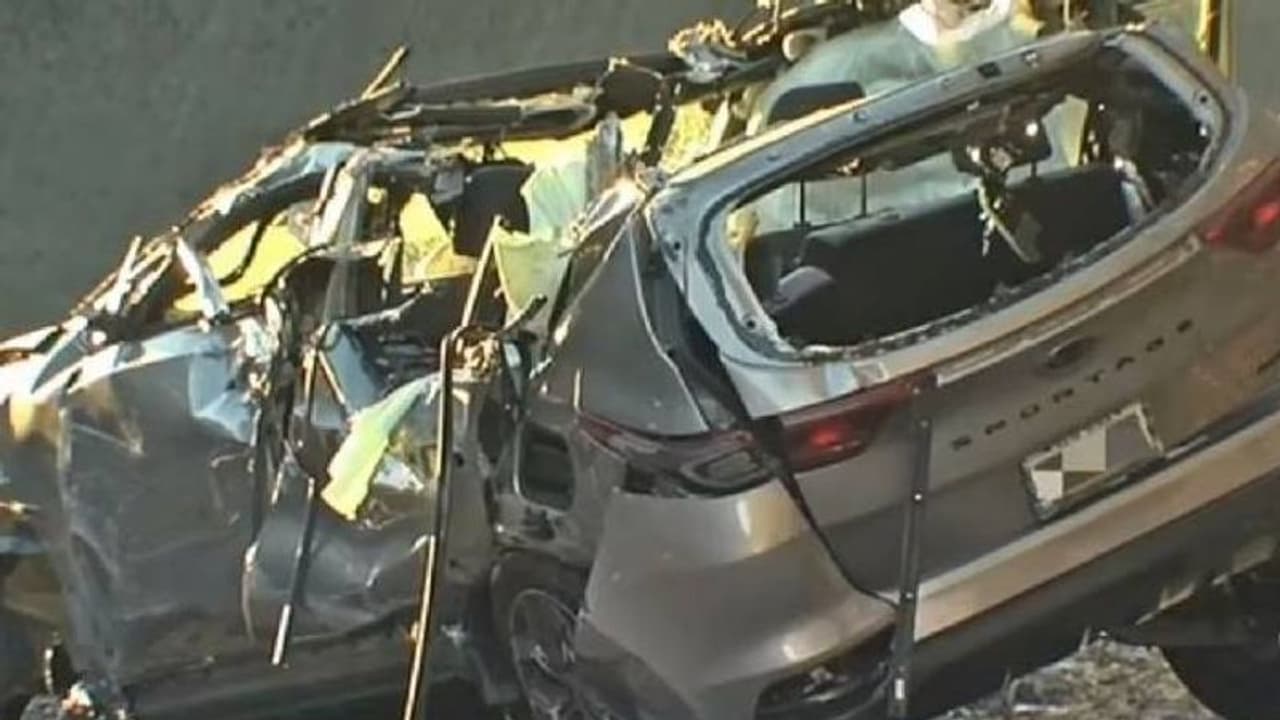 ಚಂದಾಪುರದಲ್ಲಿ ಬಸ್ ಕಾರು ನಡುವೆ ಭೀಕರ ಅಪಘಾತ; ಐವರು ಸಾವು, ಹಲವರು ಗಂಭೀರ!