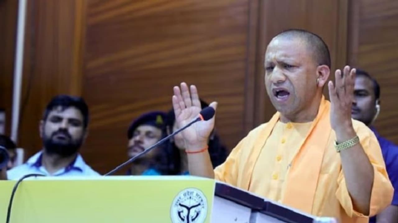 CM योगी ने केजीएमयू को दिया बड़ा तोहफा, एशिया की पहली पैथोजेन रिडक्शन मशीन का लोकार्पण कर कही ये बात CM योगी ने केजीएमयू को दिया बड़ा तोहफा, एशिया की पहली पैथोजेन रिडक्शन मशीन का लोकार्पण कर कही ये बात