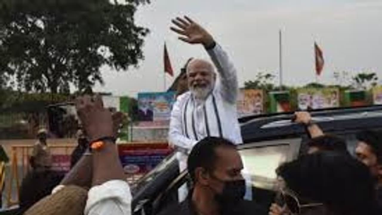 பட்டமளிப்பு விழாவில் பங்கேற்க நவ.11 ஆம் தேதி தமிழகம் வருகிறார் பிரதமர்..? வெளியான முக்கிய தகவல்.. பட்டமளிப்பு விழாவில் பங்கேற்க நவ.11 ஆம் தேதி தமிழகம் வருகிறார் பிரதமர்..? வெளியான முக்கிய தகவல்..