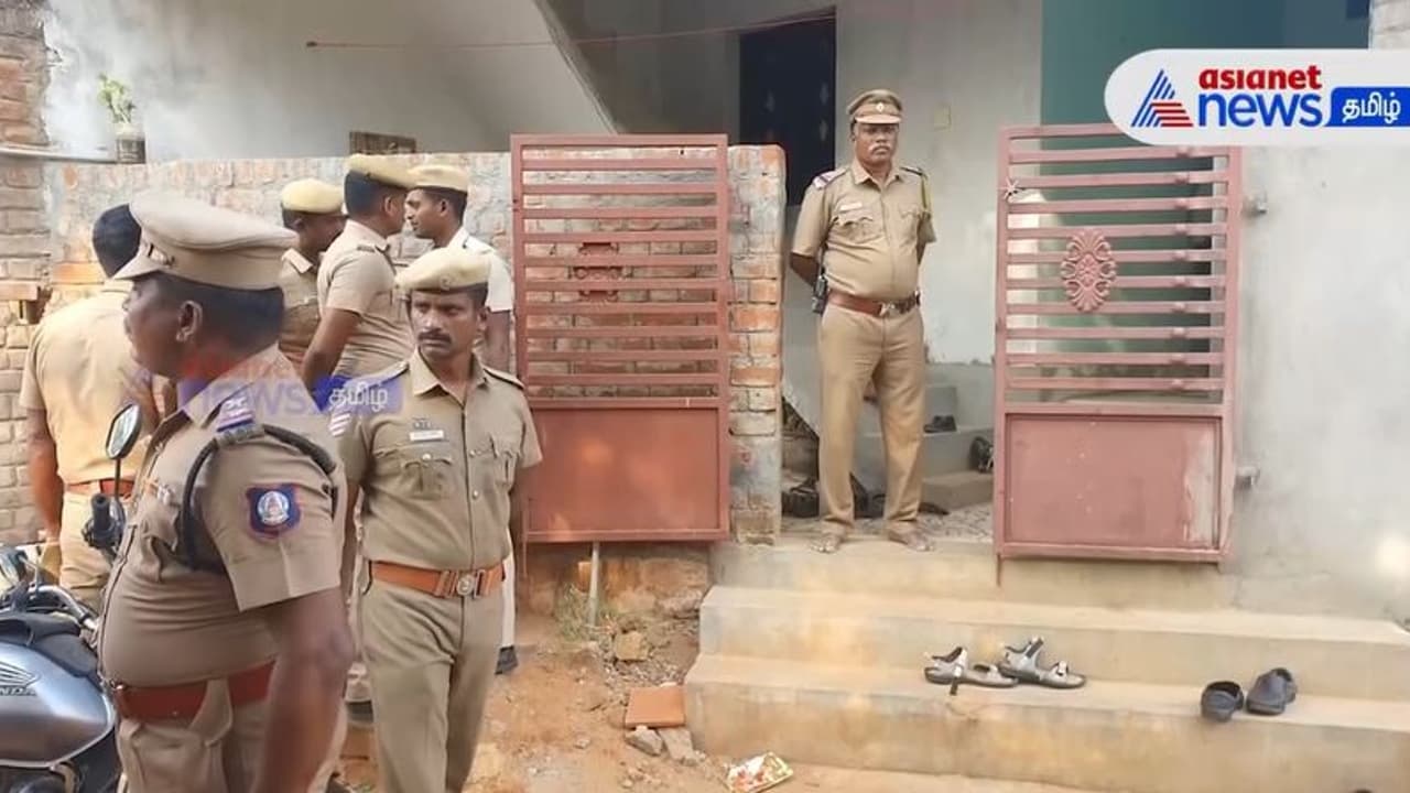 இஸ்லாமிய மத குருவிடம் தீவிர விசாரணை… அவரது வீட்டை சுற்றி போலீஸார் குவிக்கப்பட்டதால் பரபரப்பு!!