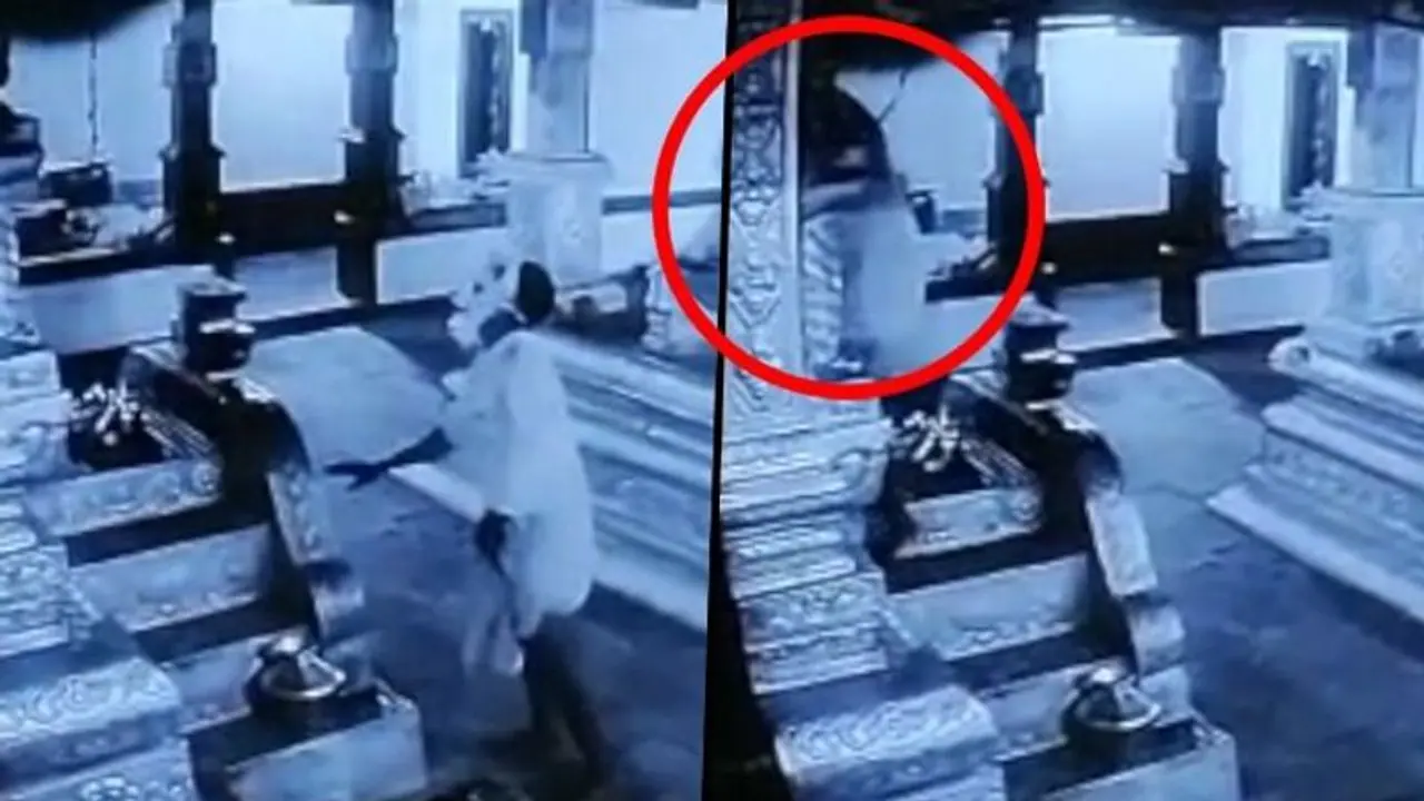 గుడిలో దొంగతనానికి వచ్చి దేవుడికి నమస్కారం చేసి....! గుడిలో దొంగతనానికి వచ్చి దేవుడికి నమస్కారం చేసి....!