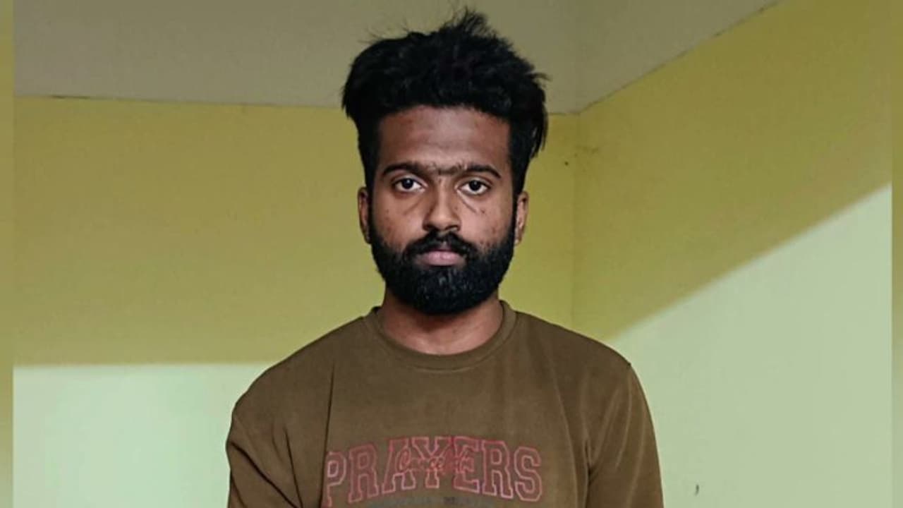 കണ്ണൂരിൽ പോക്സോ കേസിൽ ശിക്ഷിക്കപ്പെട്ട പ്രതി പരോളിലിറങ്ങി ഇരയെ പീഡിപ്പിച്ചു