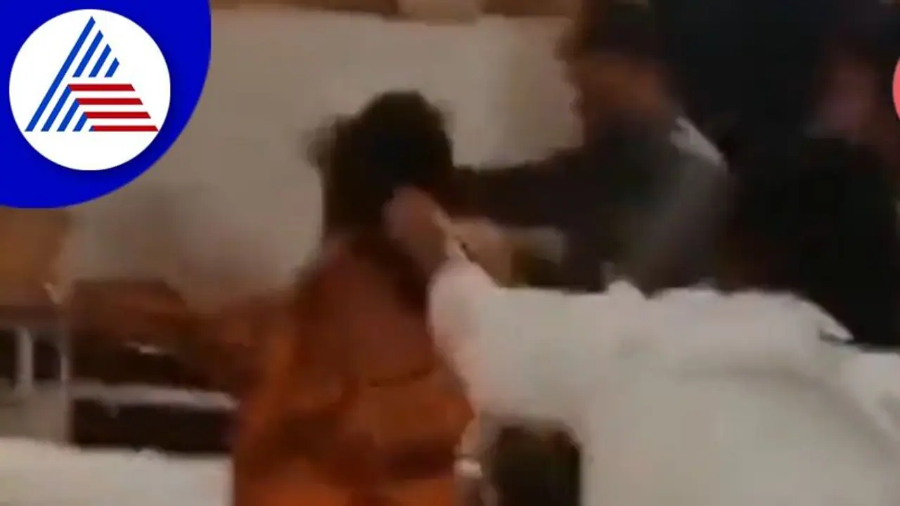 ಮಹಿಳಾ ರೋಗಿಯನ್ನು ಕೂದಲಿಳಿಡಿದು ಎಳೆದೊಯ್ದ ನರ್ಸ್: ವಿಡಿಯೋ ವೈರಲ್‌