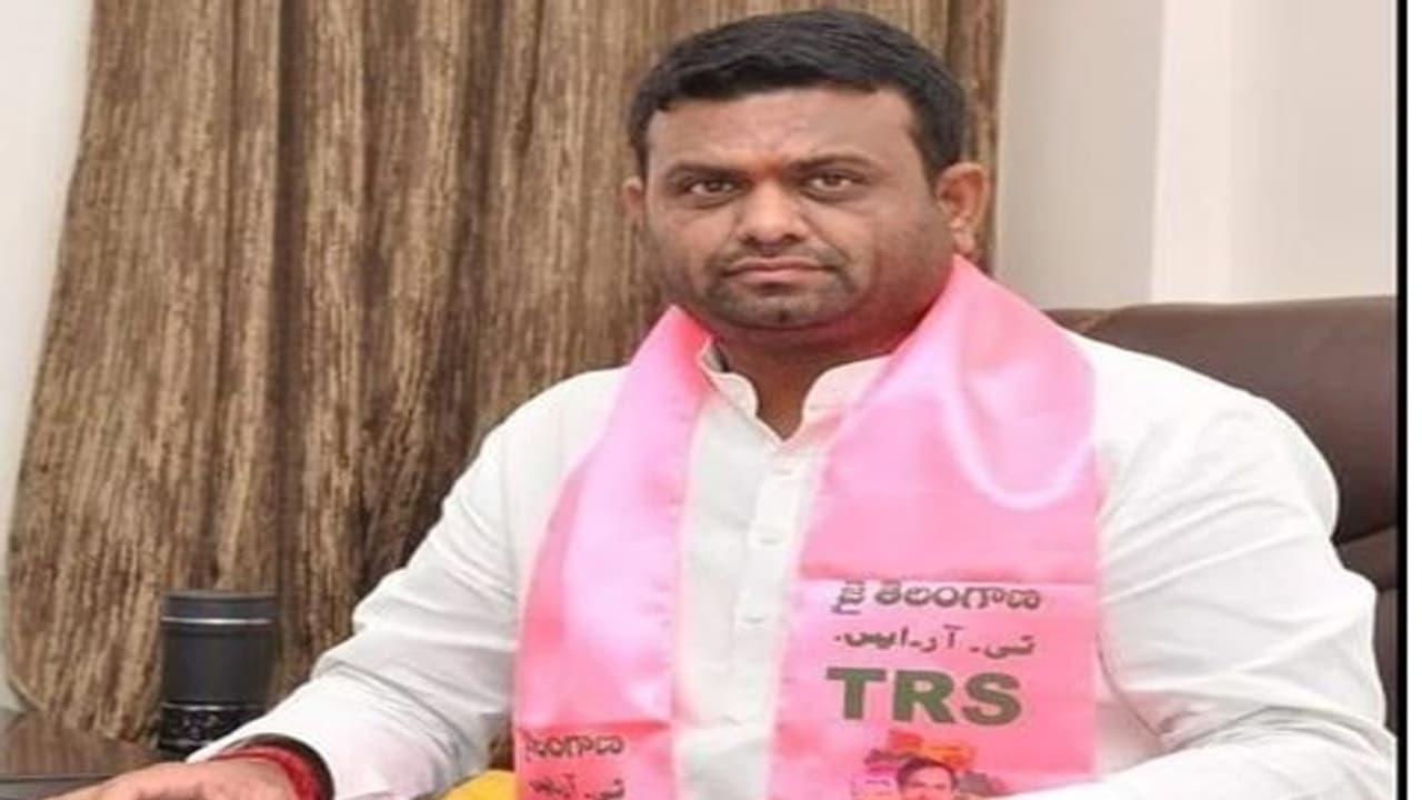 సీఎం కేసీఆర్‌తో ఎమ్మెల్యే రోహిత్ రెడ్డి చర్చలు.. తాజా పరిణామాల నేపథ్యంలో భేటీకి ప్రాధాన్యం..!