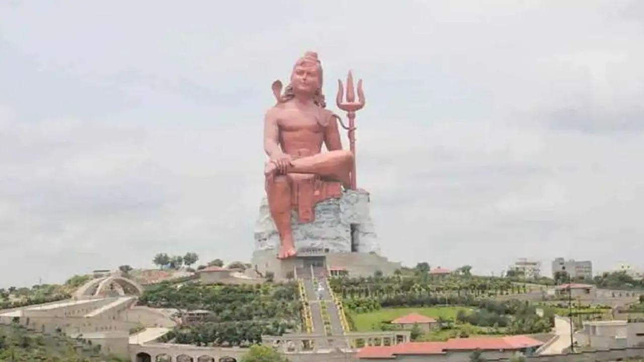 ವಿಶ್ವದ ಅತಿ ಎತ್ತರದ ಶಿವನ ಪ್ರತಿಮೆ ಲೋಕಾರ್ಪಣೆ: 20 ಕಿ.ಮೀ. ದೂರದಿಂದಲೇ ಕಾಣುವ ಮೂರ್ತಿ