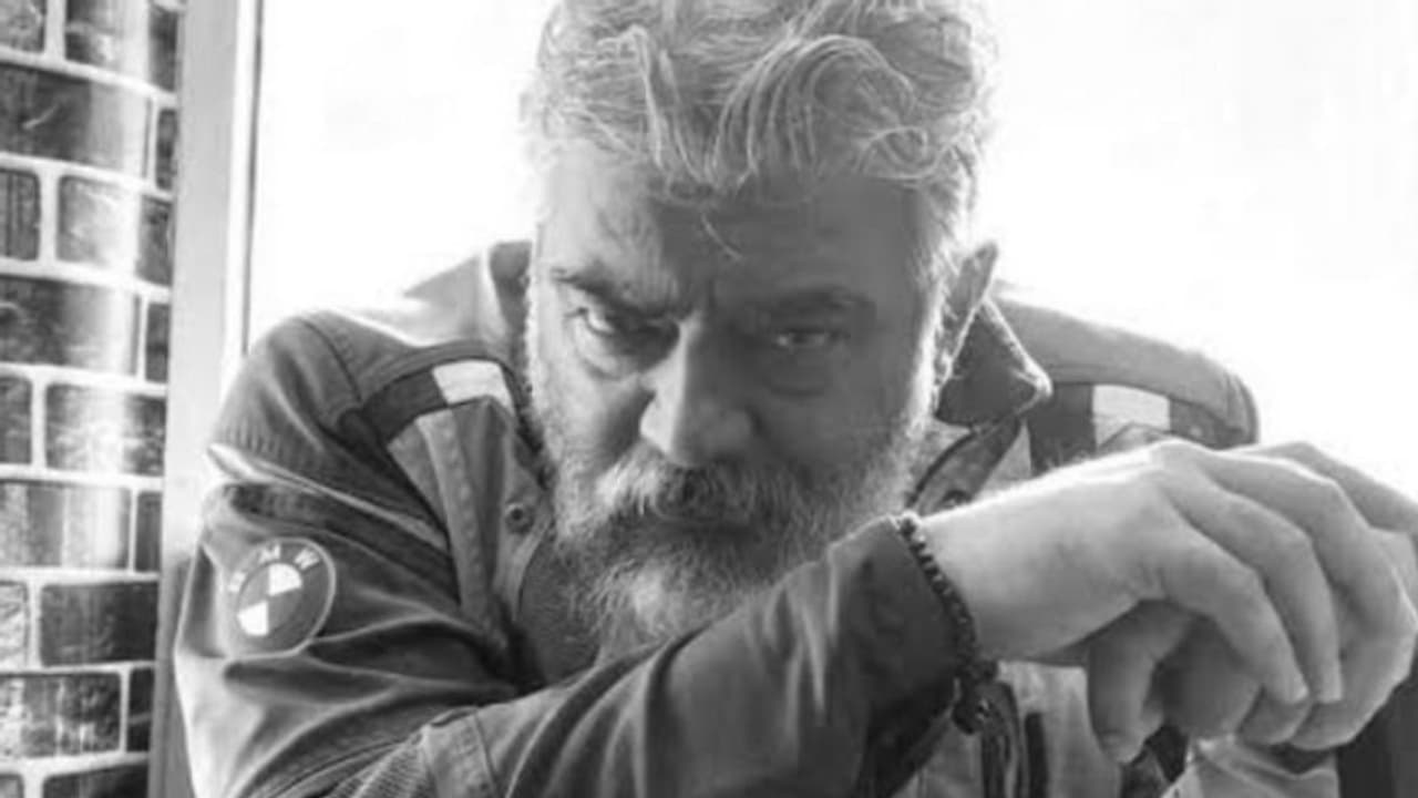 'തുനിവി'ന്റെ ഒടിടി പാര്ട്ണറെ പ്രഖ്യാപിച്ചു 'തുനിവി'ന്റെ ഒടിടി പാര്ട്ണറെ പ്രഖ്യാപിച്ചു