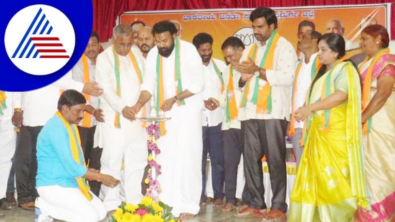 ಮೀಸಲಾತಿ ಹೆಚ್ಚಳಕ್ಕೆ ಬಿಜೆಪಿಗೆ ವಾಲ್ಮೀಕಿ ಸಮಾಜ ಕೃತಜ್ಞ ; ಸಚಿವ ಶ್ರೀರಾಮುಲು ಮೀಸಲಾತಿ ಹೆಚ್ಚಳಕ್ಕೆ ಬಿಜೆಪಿಗೆ ವಾಲ್ಮೀಕಿ ಸಮಾಜ ಕೃತಜ್ಞ ; ಸಚಿವ ಶ್ರೀರಾಮುಲು