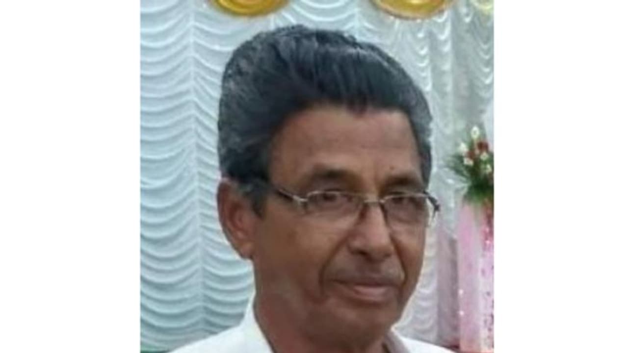 ഉംറ നിർവഹിക്കുന്നതിനിടെ മലയാളി തീര്ത്ഥാടകന് കുഴഞ്ഞുവീണു മരിച്ചു ഉംറ നിർവഹിക്കുന്നതിനിടെ മലയാളി തീര്ത്ഥാടകന് കുഴഞ്ഞുവീണു മരിച്ചു