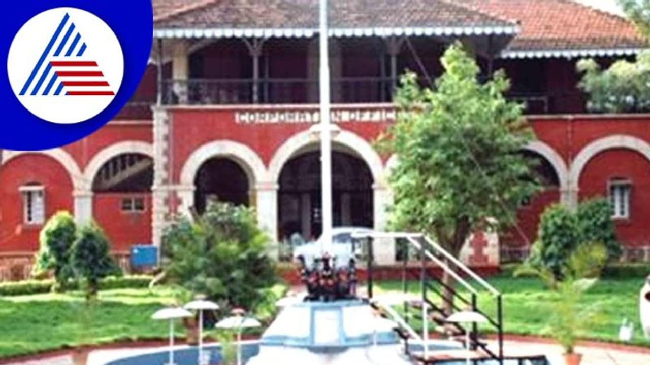 Hubballi City Corporation: ವಾರ್ಡ್ ಸಮಿತಿ ರಚನೆ ನನೆಗುದಿಗೆ; ಅಧಿಕಾರಿ, ಜನಪ್ರತಿನಿಧಿಗಳ ನಿರ್ಲಕ್ಷ್ಯ Hubballi City Corporation: ವಾರ್ಡ್ ಸಮಿತಿ ರಚನೆ ನನೆಗುದಿಗೆ; ಅಧಿಕಾರಿ, ಜನಪ್ರತಿನಿಧಿಗಳ ನಿರ್ಲಕ್ಷ್ಯ