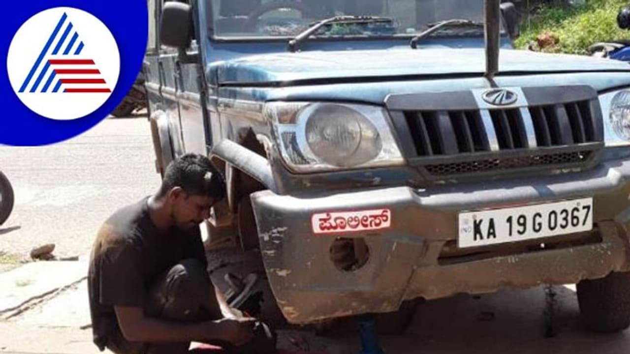ಆರೋಪಿ ಬಂಧಿಸಿ ಕರೆತರುವಾಗ ಕಳಚಿದ ಜೀಪಿನ ಚಕ್ರ; ಅದೃಷ್ಟವಶಾತ್ ಪೊಲೀಸರು ಪಾರು! ಆರೋಪಿ ಬಂಧಿಸಿ ಕರೆತರುವಾಗ ಕಳಚಿದ ಜೀಪಿನ ಚಕ್ರ; ಅದೃಷ್ಟವಶಾತ್ ಪೊಲೀಸರು ಪಾರು!