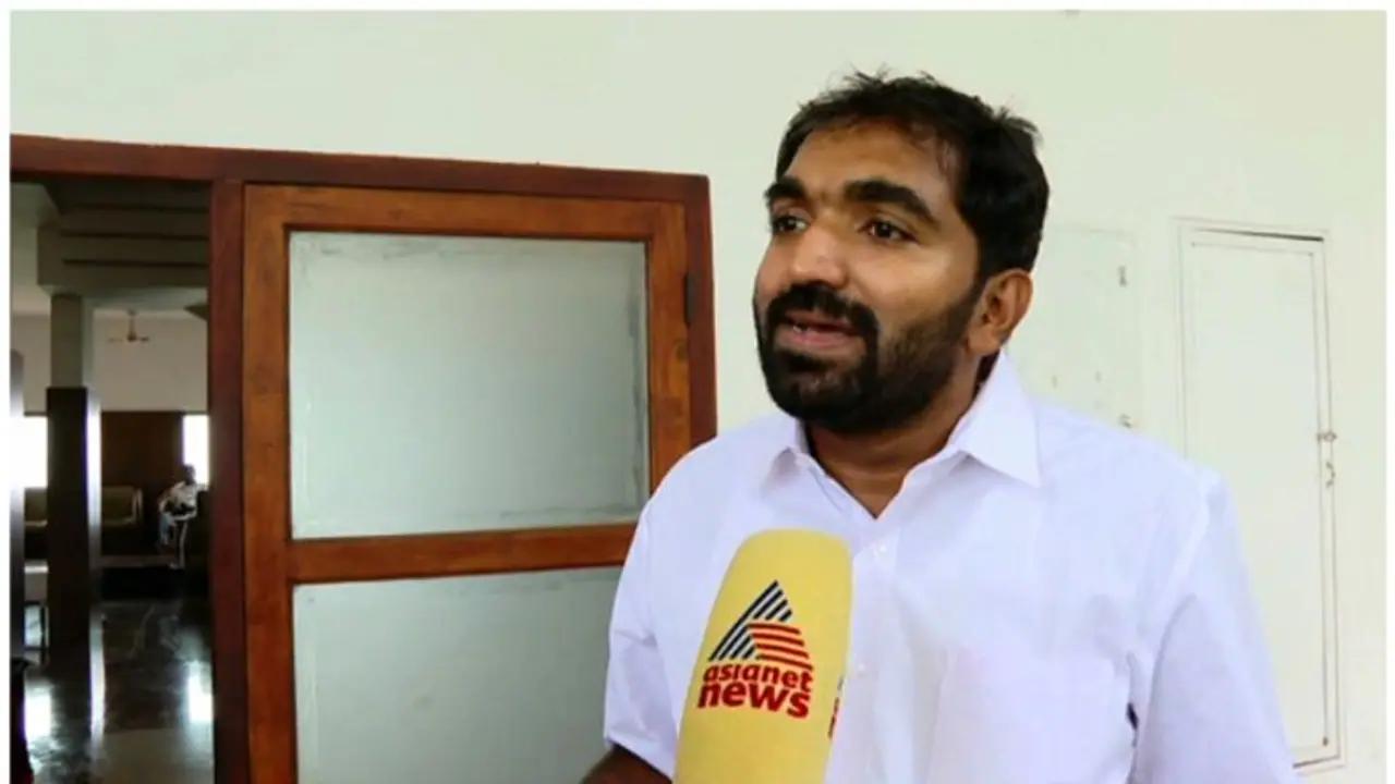 പുതുപ്പള്ളി ഉപതെരഞ്ഞെടുപ്പ്; ചാണ്ടി ഉമ്മൻ യുഡിഎഫ് സ്ഥാനാർത്ഥി, ഒറ്റക്കെട്ടായ അതിവേഗ തീരുമാനമെന്ന് നേതൃത്വം പുതുപ്പള്ളി ഉപതെരഞ്ഞെടുപ്പ്; ചാണ്ടി ഉമ്മൻ യുഡിഎഫ് സ്ഥാനാർത്ഥി, ഒറ്റക്കെട്ടായ അതിവേഗ തീരുമാനമെന്ന് നേതൃത്വം