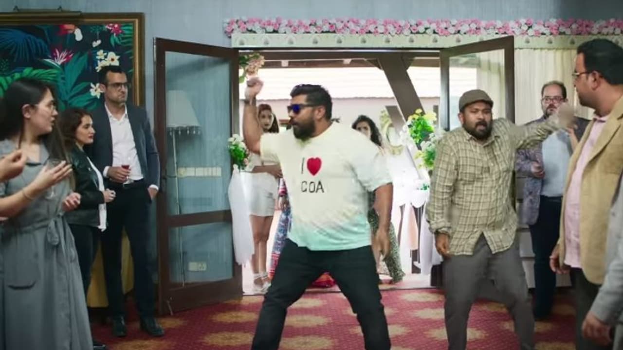 ഡാന്‍സ് ഫ്ലോറിനെ ത്രസിപ്പിക്കാന്‍ നിവിന്‍ പോളി; 'ചില്‍ മഗ' സോംഗ് ടീസര്‍