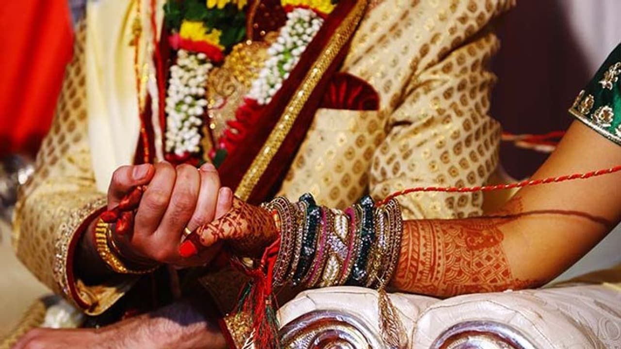 Vivah Muhurat 2022: देवउठनी एकादशी पर नहीं बजेगी शहनाई, जानें नवंबर दिसंबर 2022 के शुभ मुहूर्त