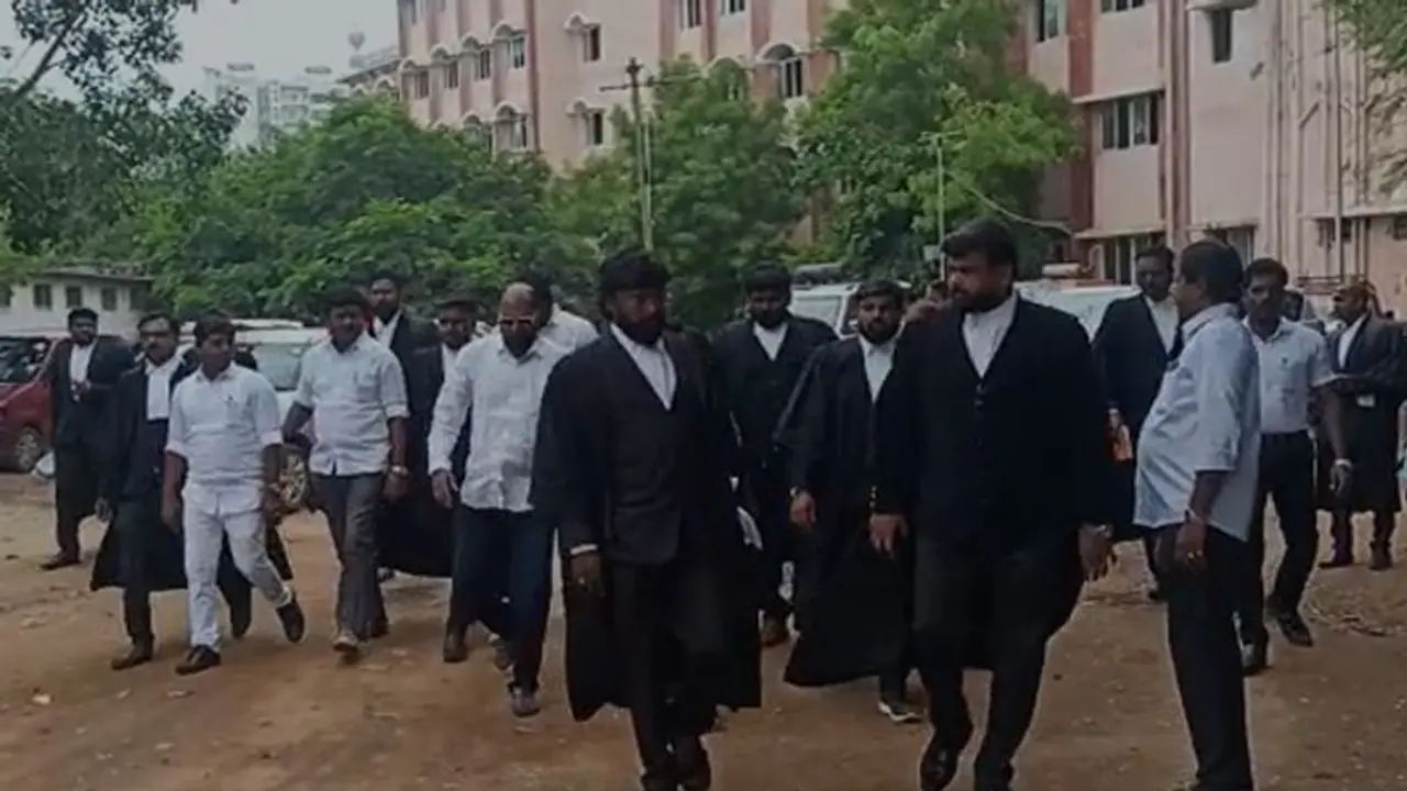 ராமஜெயம் கொலை வழக்கில் முக்கிய திருப்பம் ஏற்படுமா? 12 ரவுடிகள் திருச்சி நீதிமன்றத்தில் ஆஜர்..!