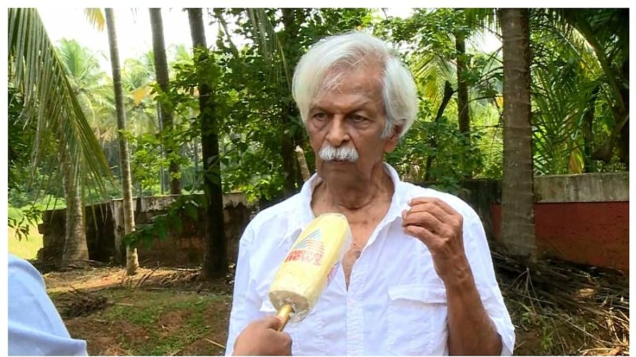 'തന്റെ ശില്പ്പങ്ങള് പലയിടത്തും വികൃതമായി കിടക്കുന്നു', കേരളശ്രീ പുരസ്കാരം സ്വീകരിക്കില്ലെന്ന് കാനായി 'തന്റെ ശില്പ്പങ്ങള് പലയിടത്തും വികൃതമായി കിടക്കുന്നു', കേരളശ്രീ പുരസ്കാരം സ്വീകരിക്കില്ലെന്ന് കാനായി