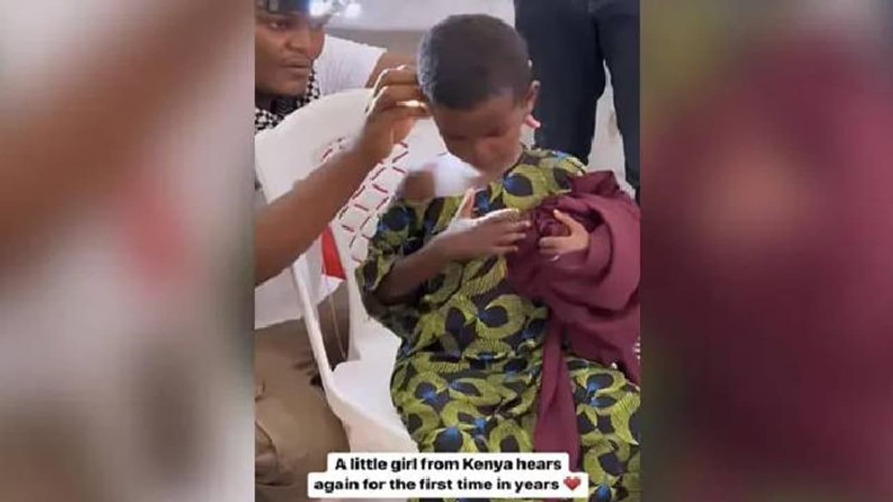 കേൾവിശക്തിയില്ലാതിരുന്ന കുട്ടിക്ക് ശ്രവണസഹായി, ആ സന്തോഷം കണ്ടോ? 